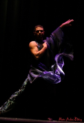 Азад Каан (Azad Kaan)