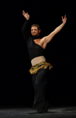 Азад Каан (Azad Kaan)