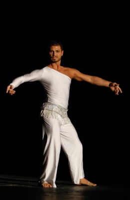 Азад Каан (Azad Kaan)