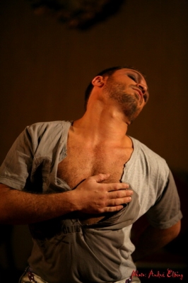 Азад Каан (Azad Kaan)